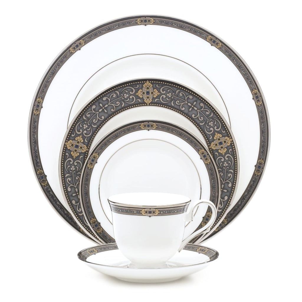 White 5 Piece Dinnerware Set C673772